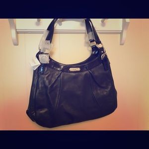 NWT Authentic COACH Handbag. Black Leather